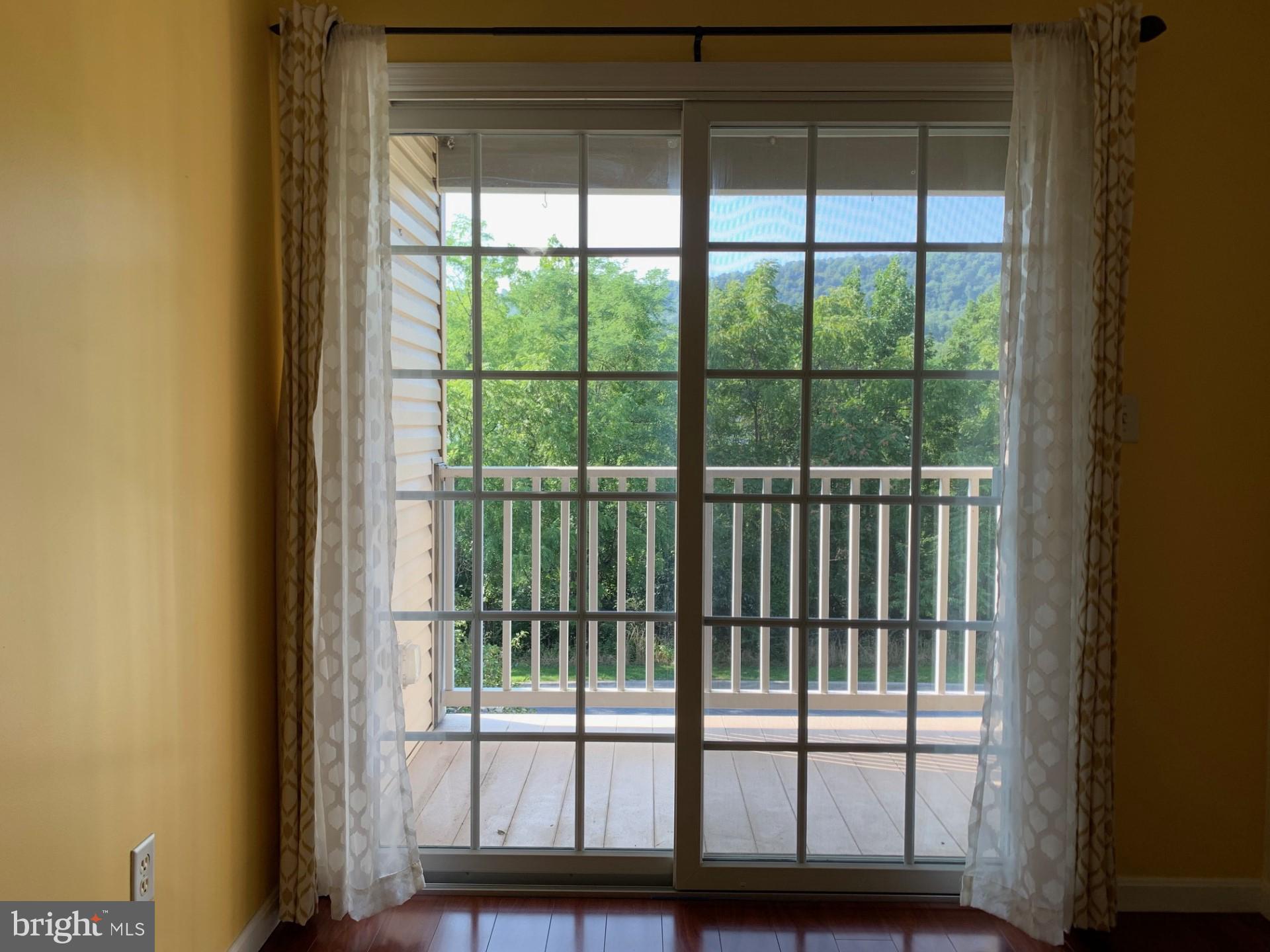 CARRIAGE HOMES - Residential