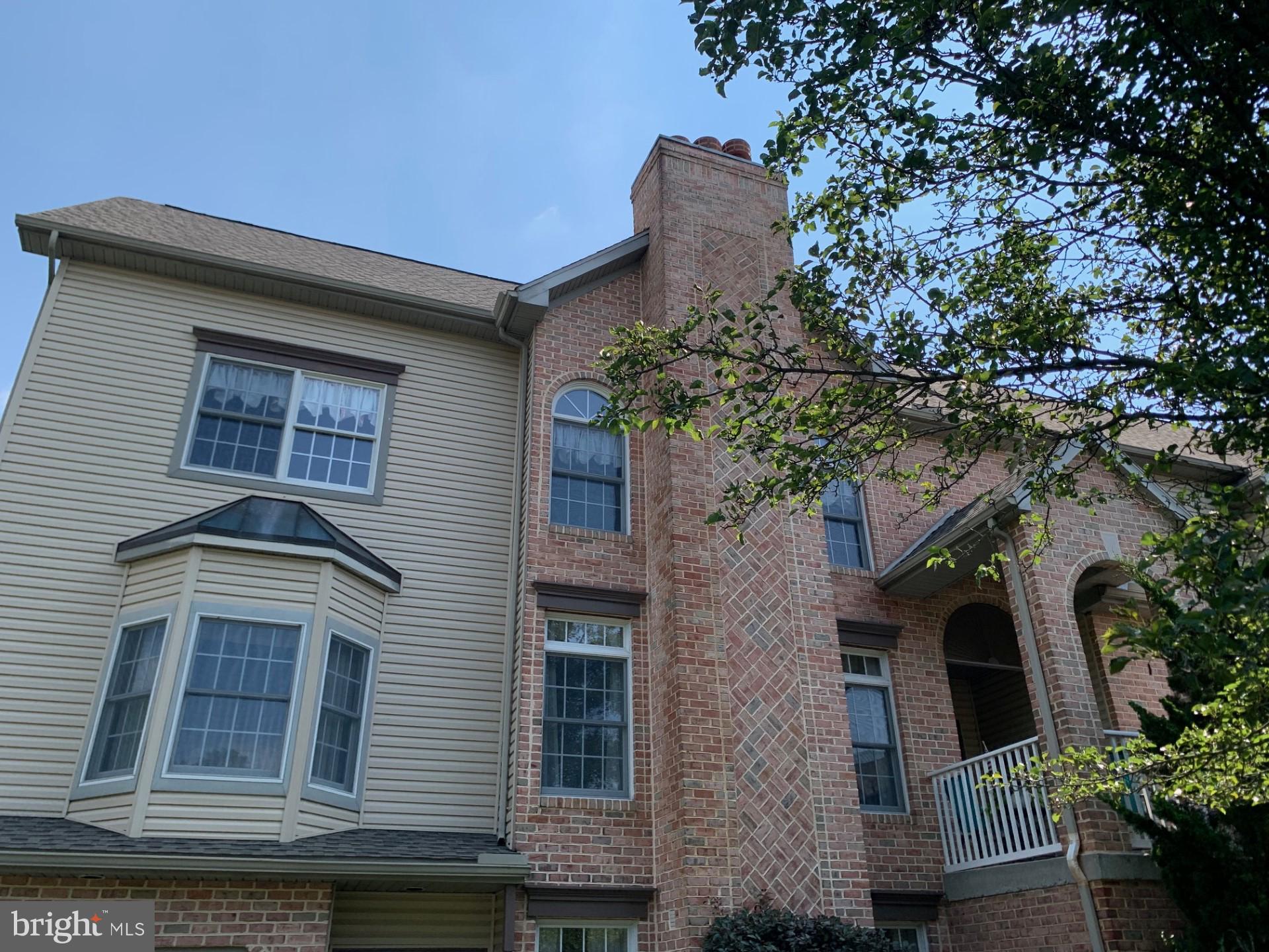 CARRIAGE HOMES - Residential