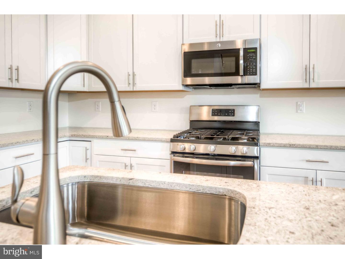 ENCLAVE AT RIDGEWOOD - Residential