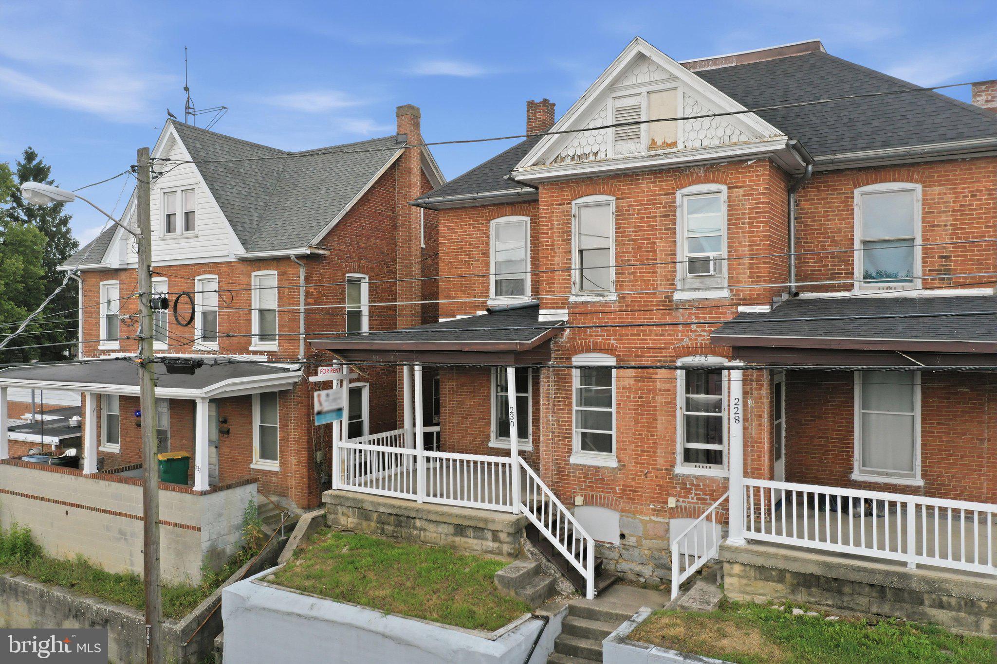 230 RIDGE AVENUE