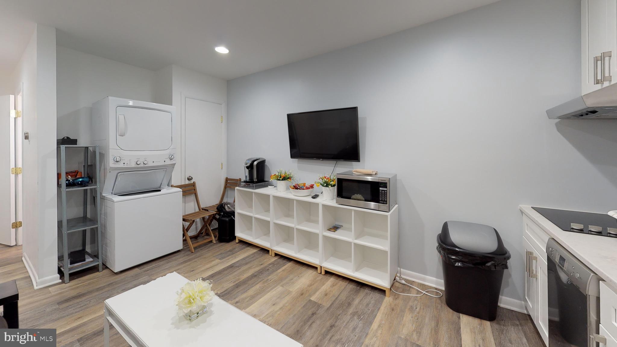 FEDERAL HILL HISTORIC DISTRICT - Residential Lease