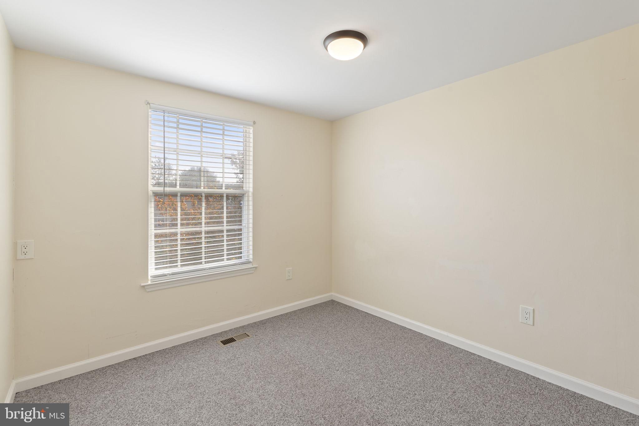 WEST SHORE - Residential