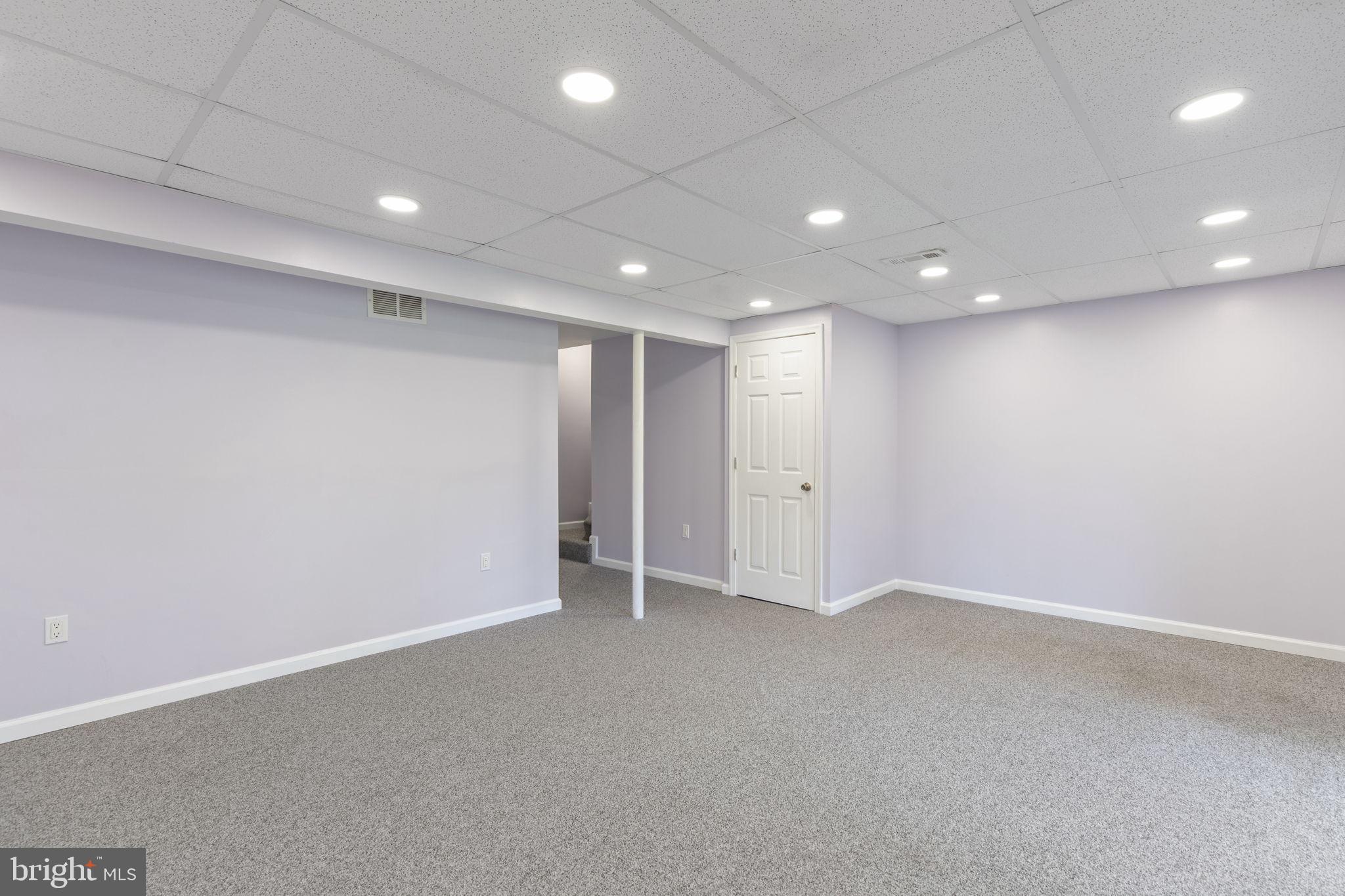 WEST SHORE - Residential