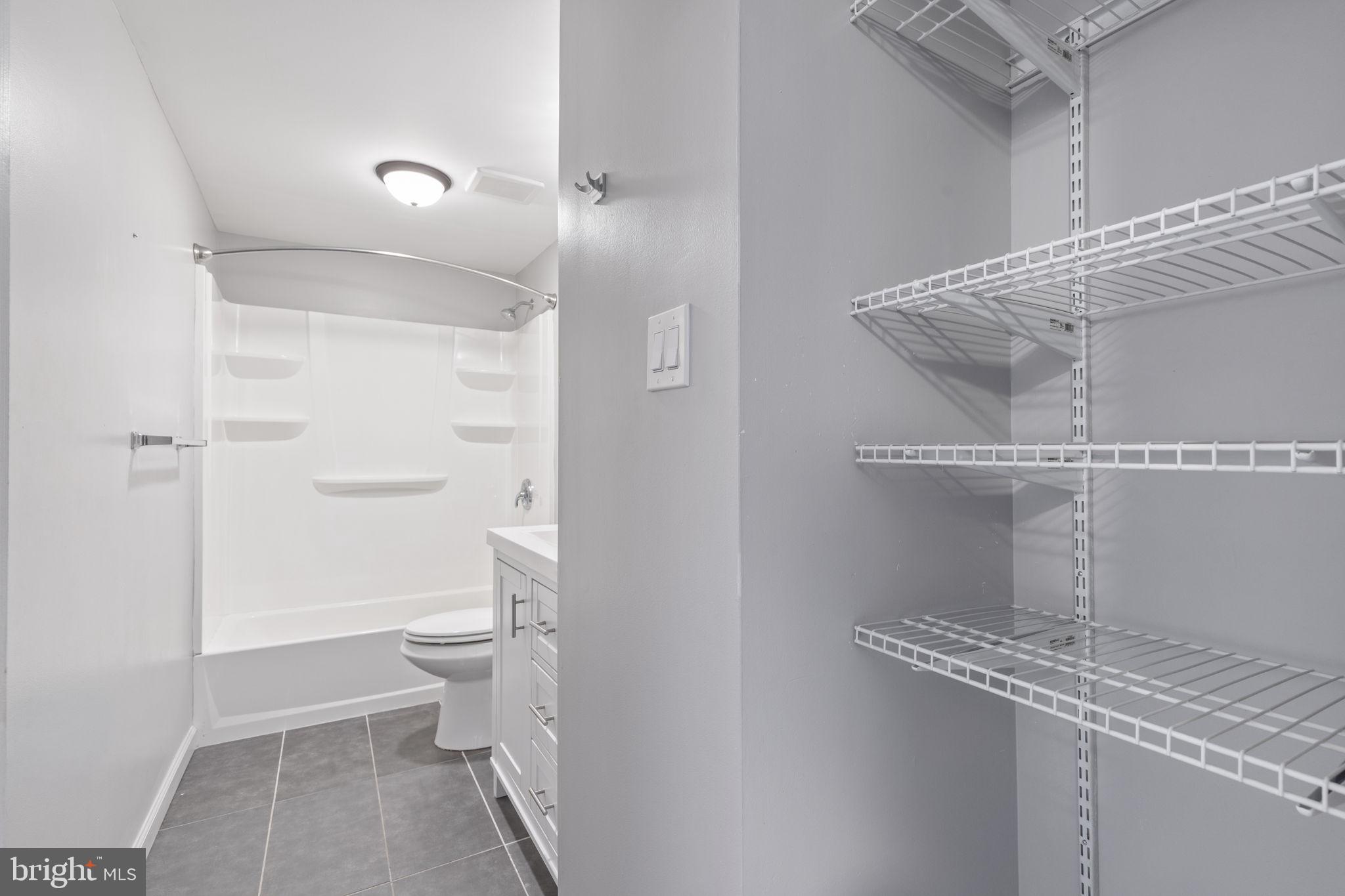 WEST SHORE - Residential