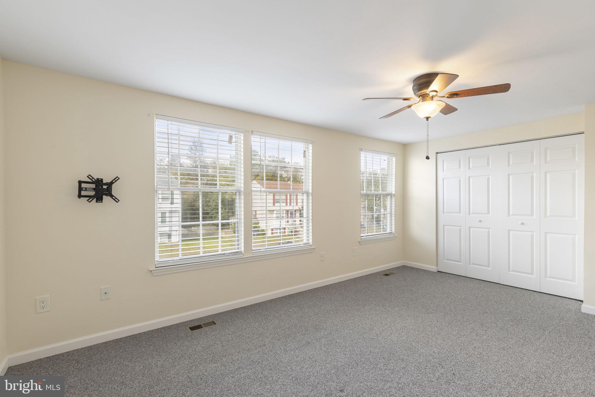 WEST SHORE - Residential