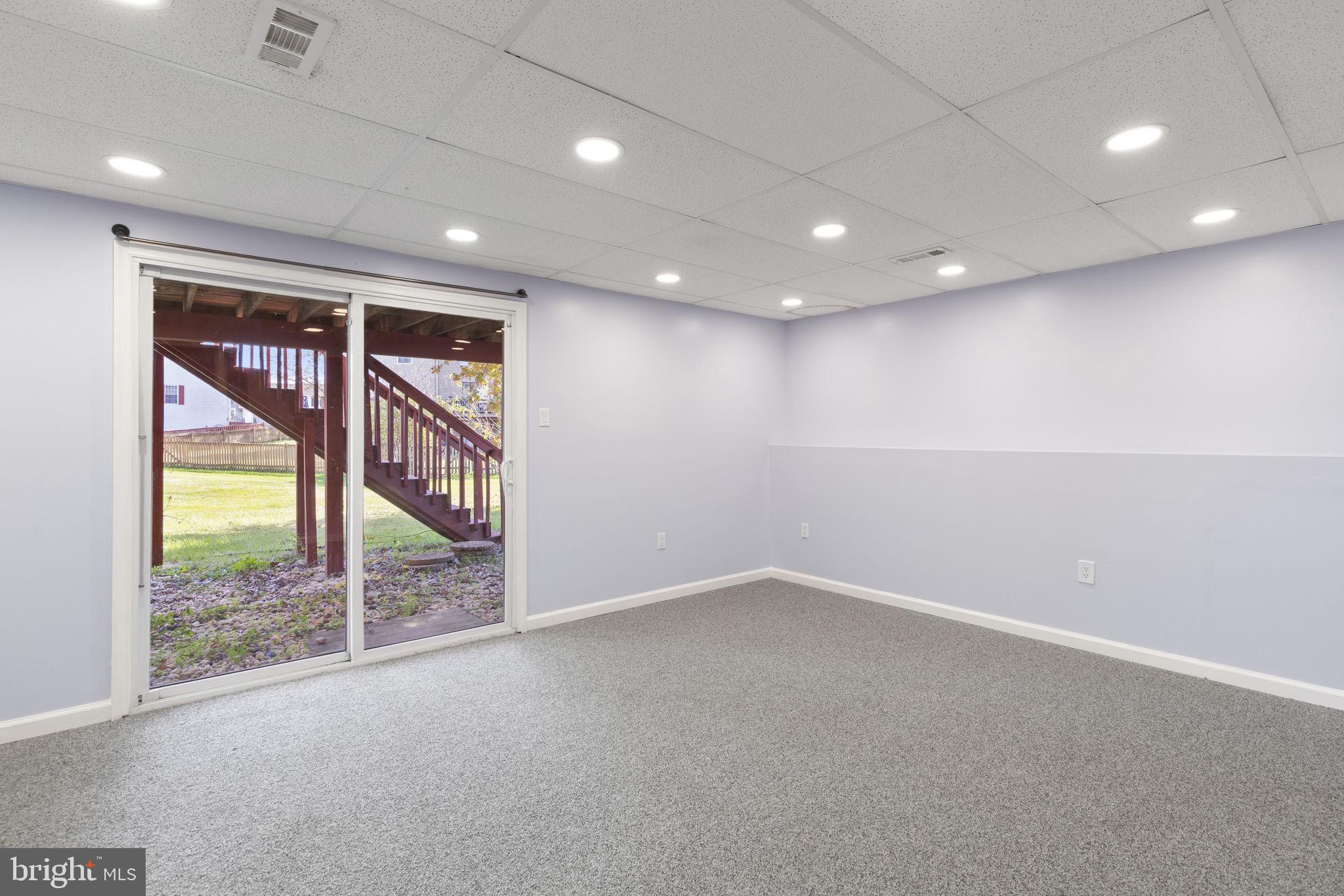 WEST SHORE - Residential