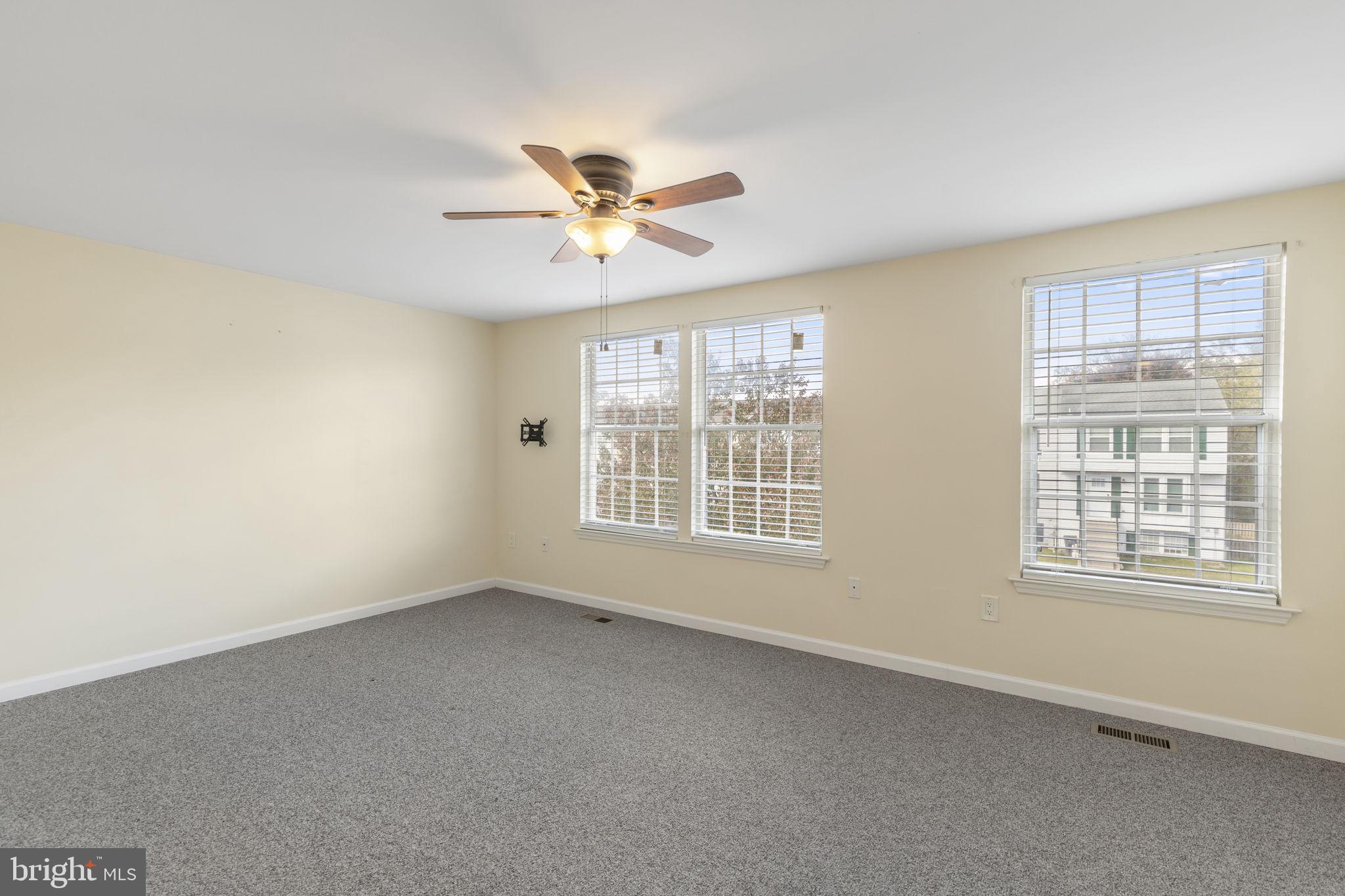 WEST SHORE - Residential