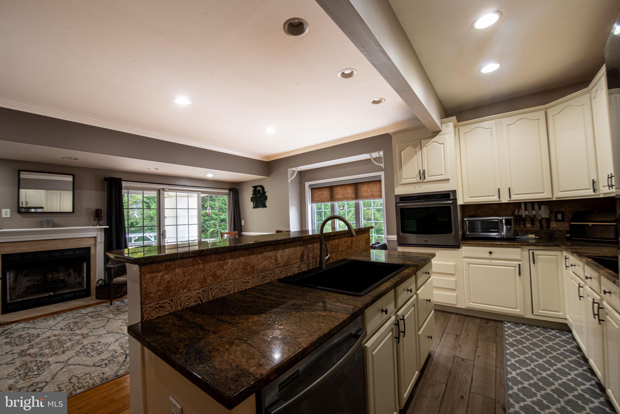 HARWOOD - Residential