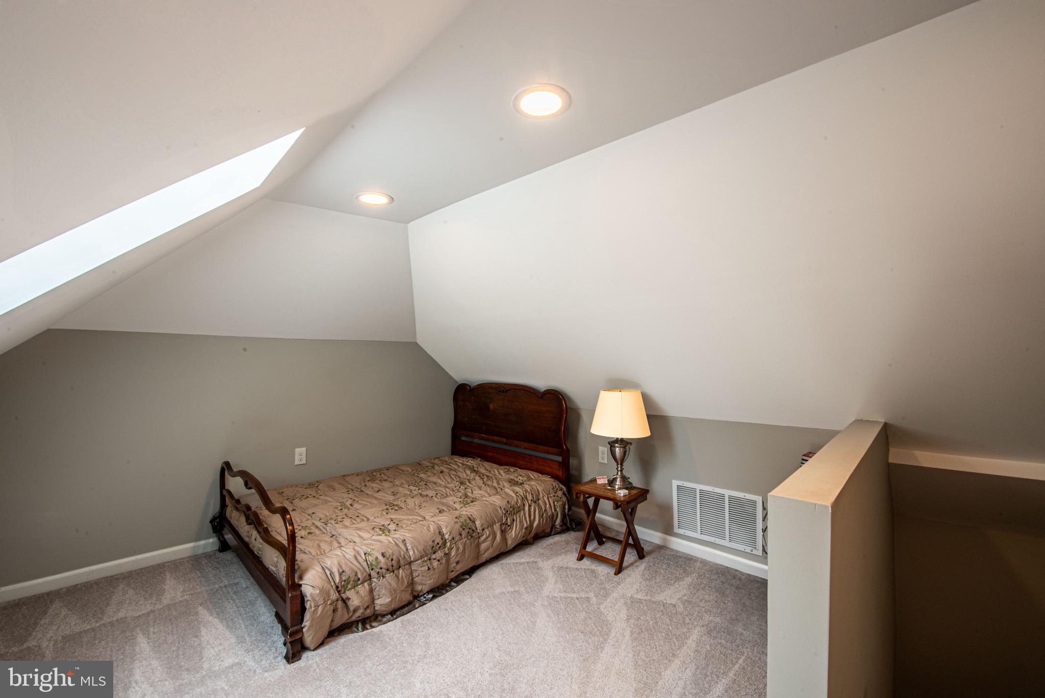 HARWOOD - Residential