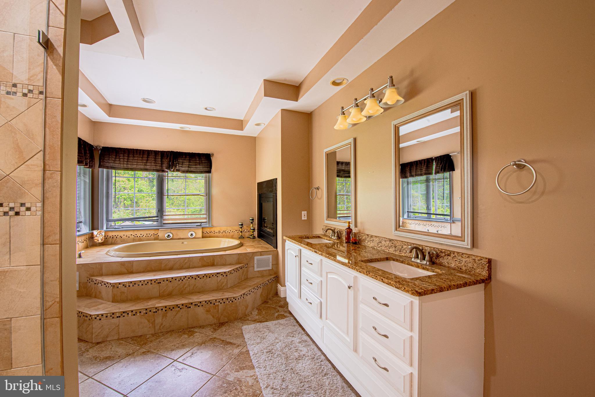 HARWOOD - Residential