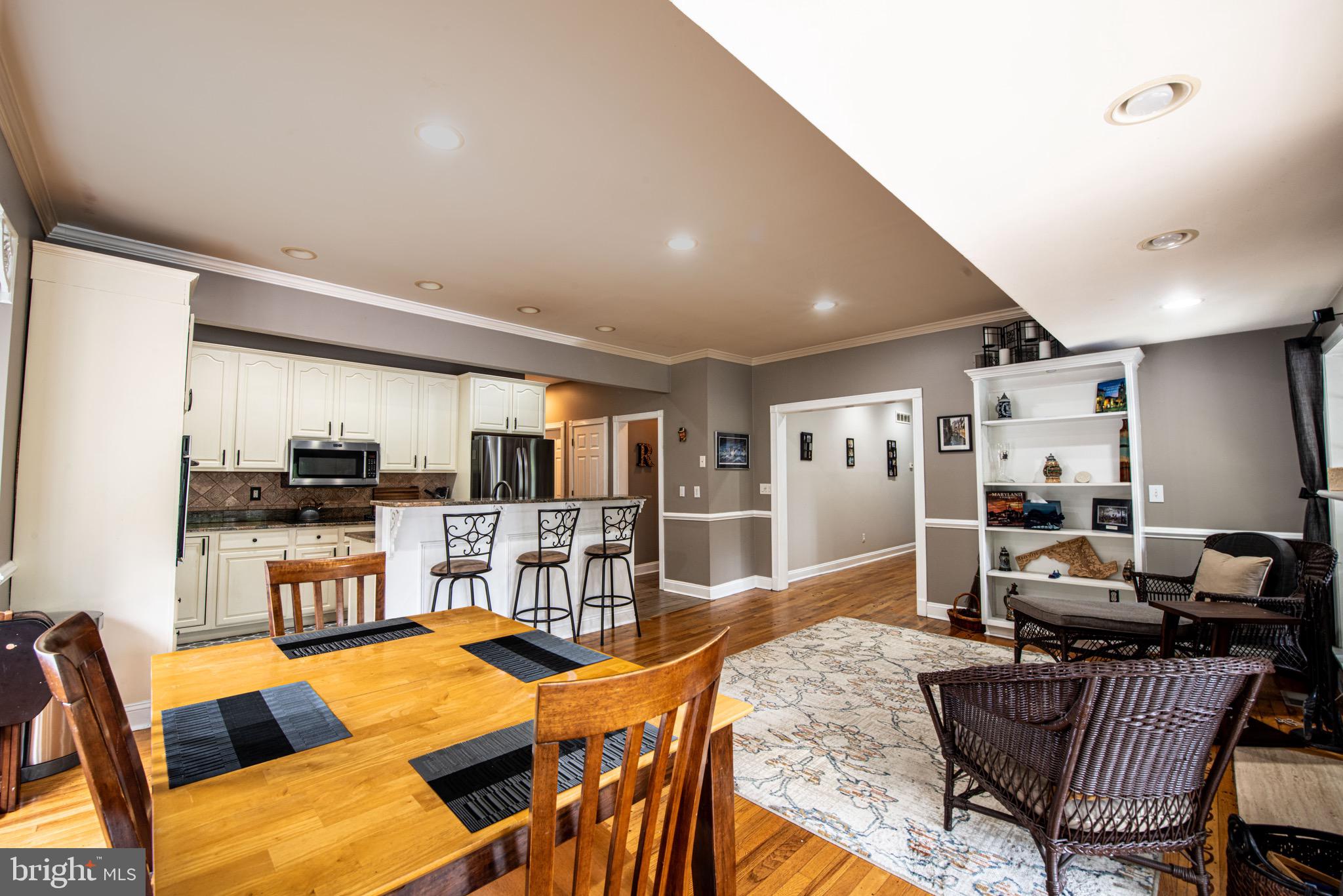HARWOOD - Residential
