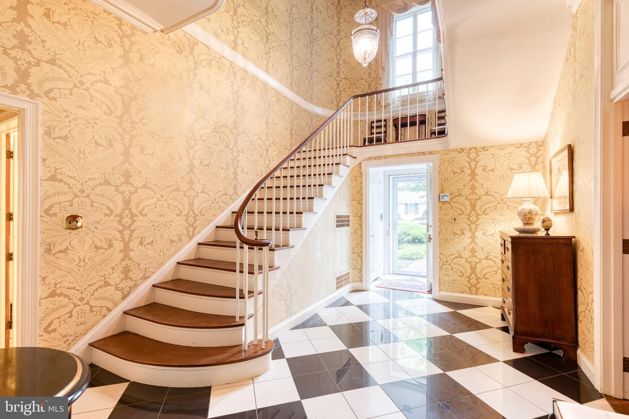 9 BELLEMORE ROAD