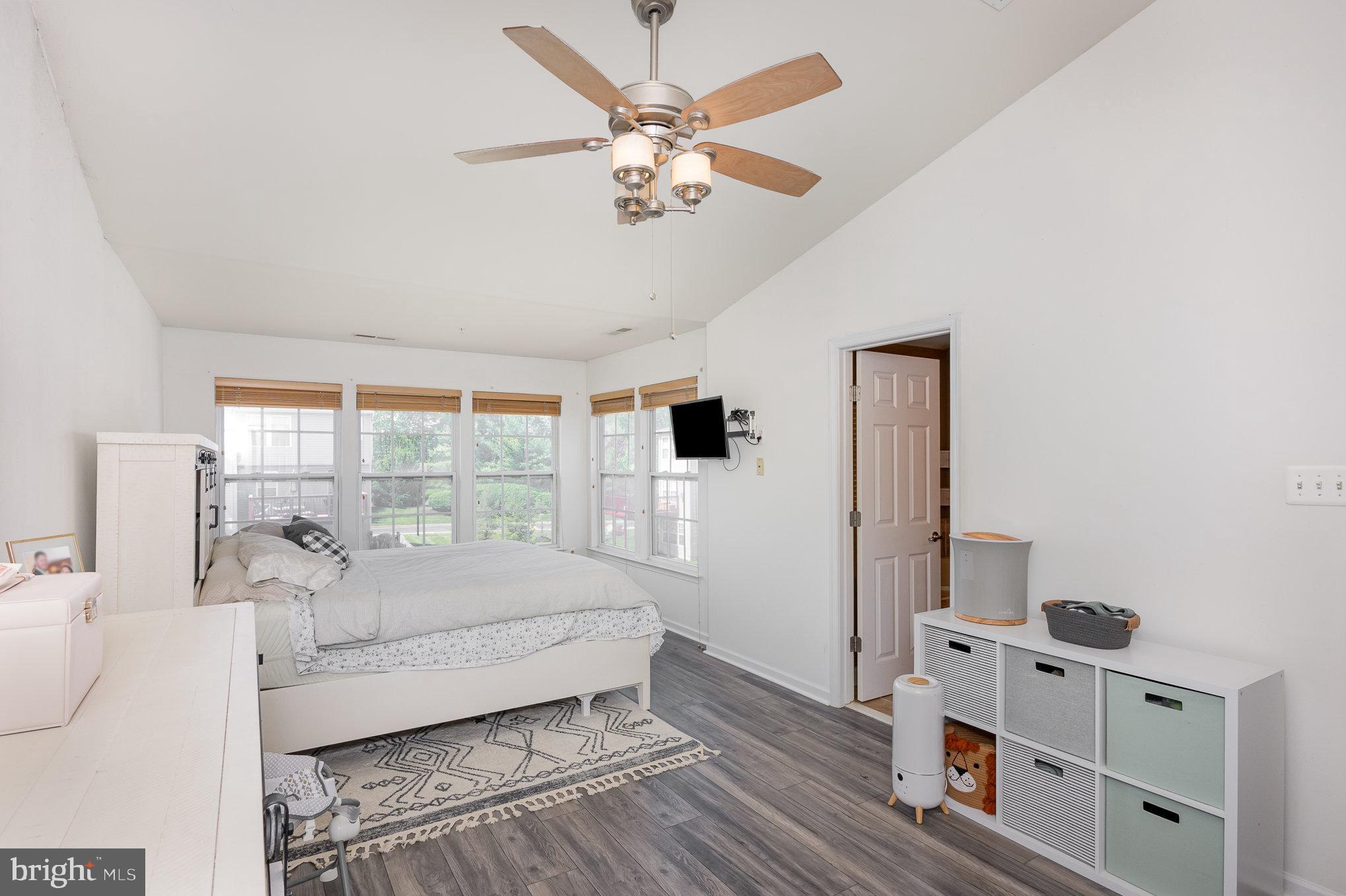 EAGLES LANDING AT WATERS EDGE - Residential