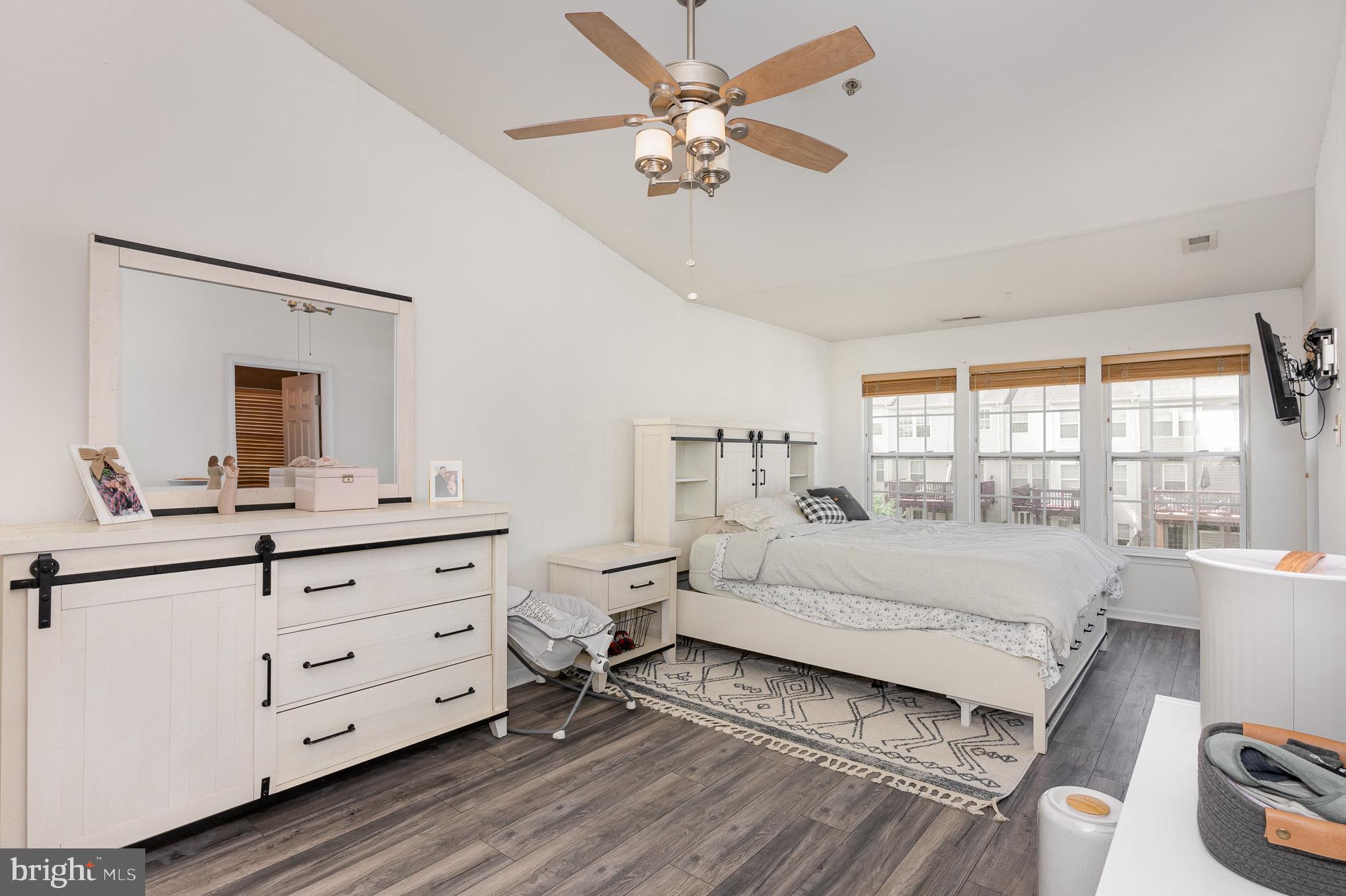 EAGLES LANDING AT WATERS EDGE - Residential