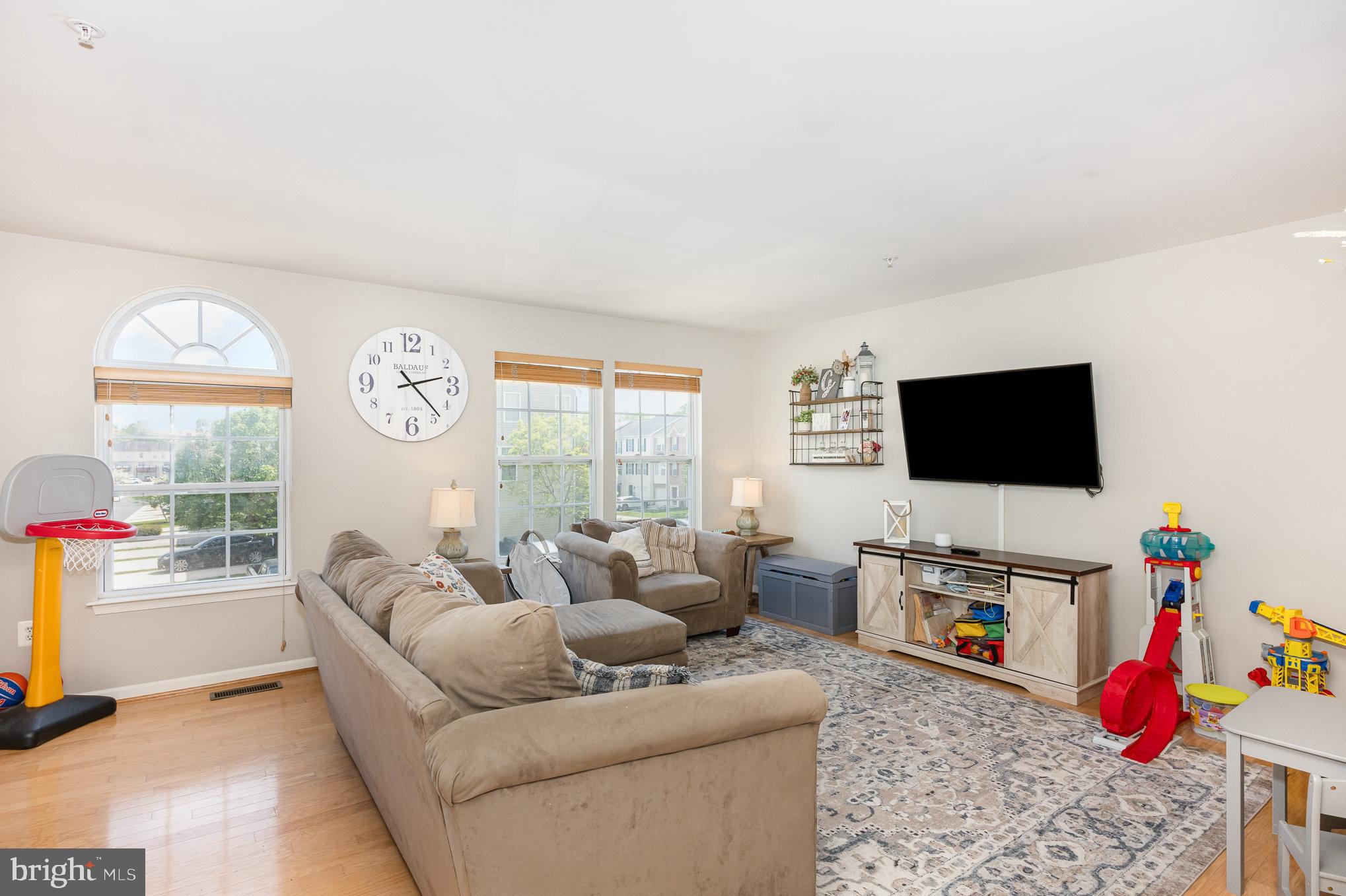 EAGLES LANDING AT WATERS EDGE - Residential