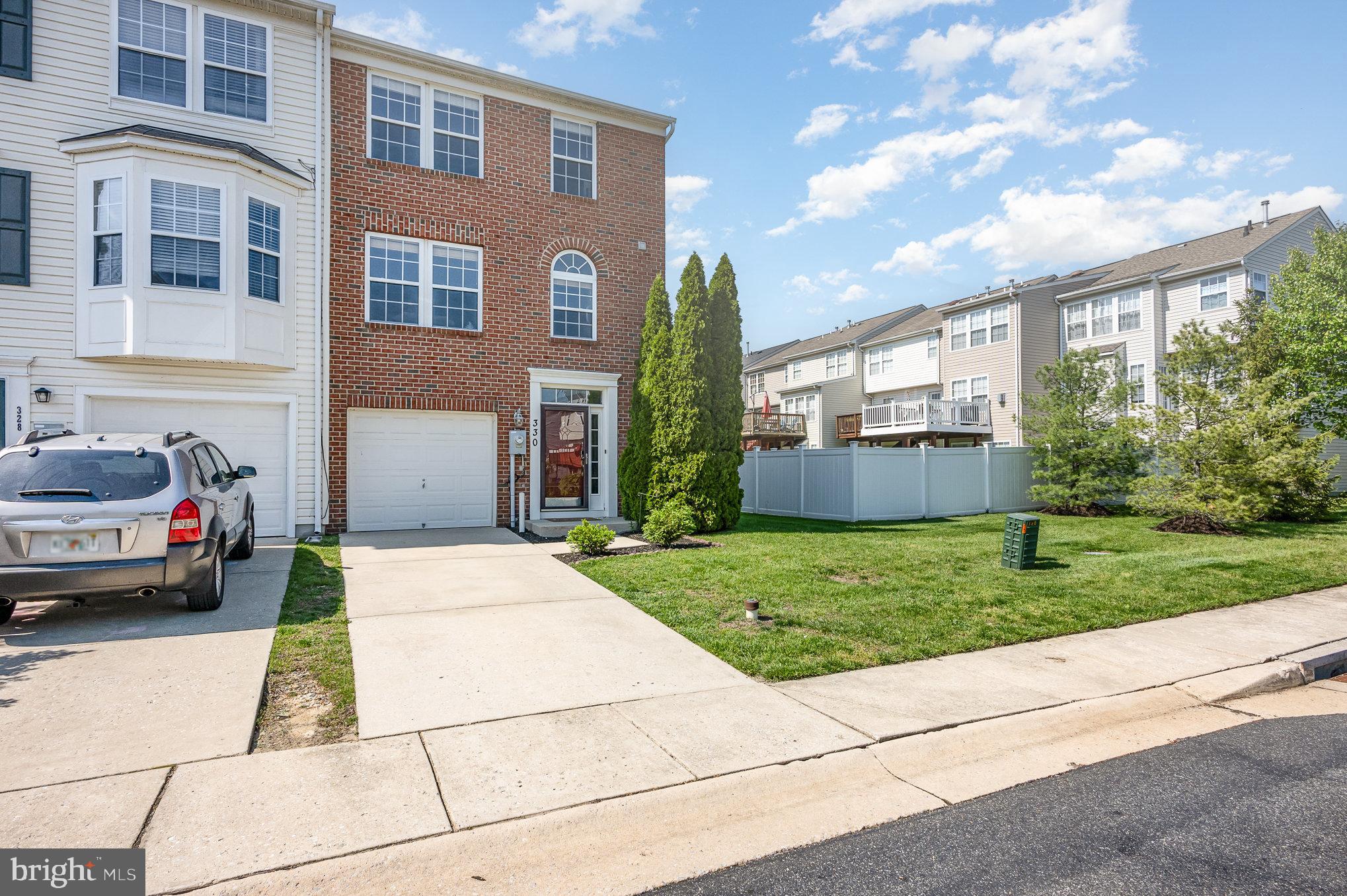 EAGLES LANDING AT WATERS EDGE - Residential