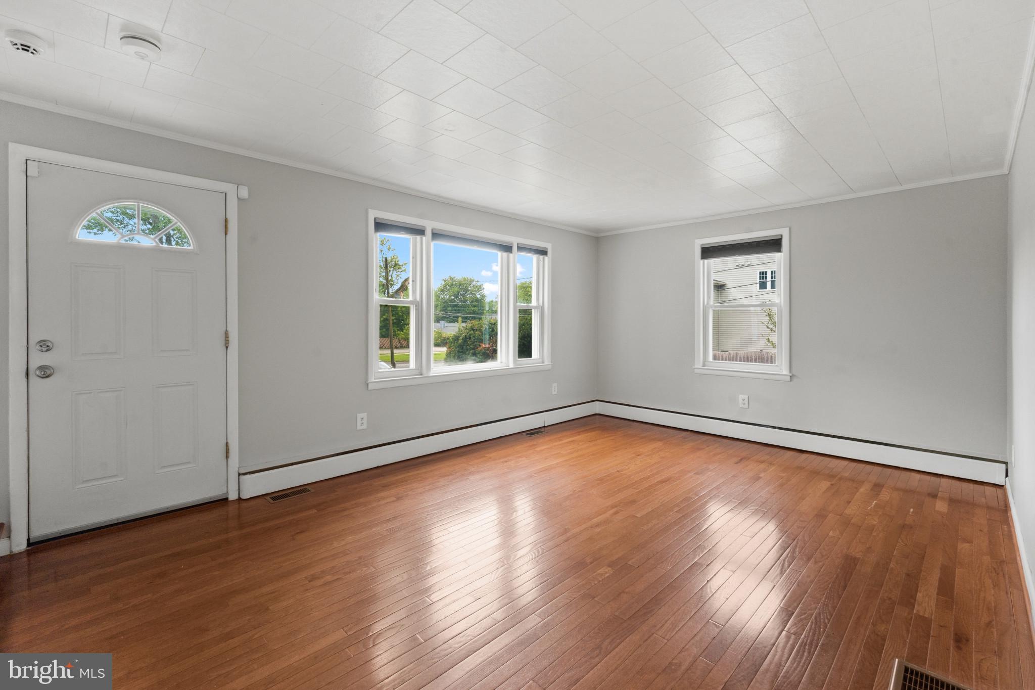 1608 SEVERN ROAD