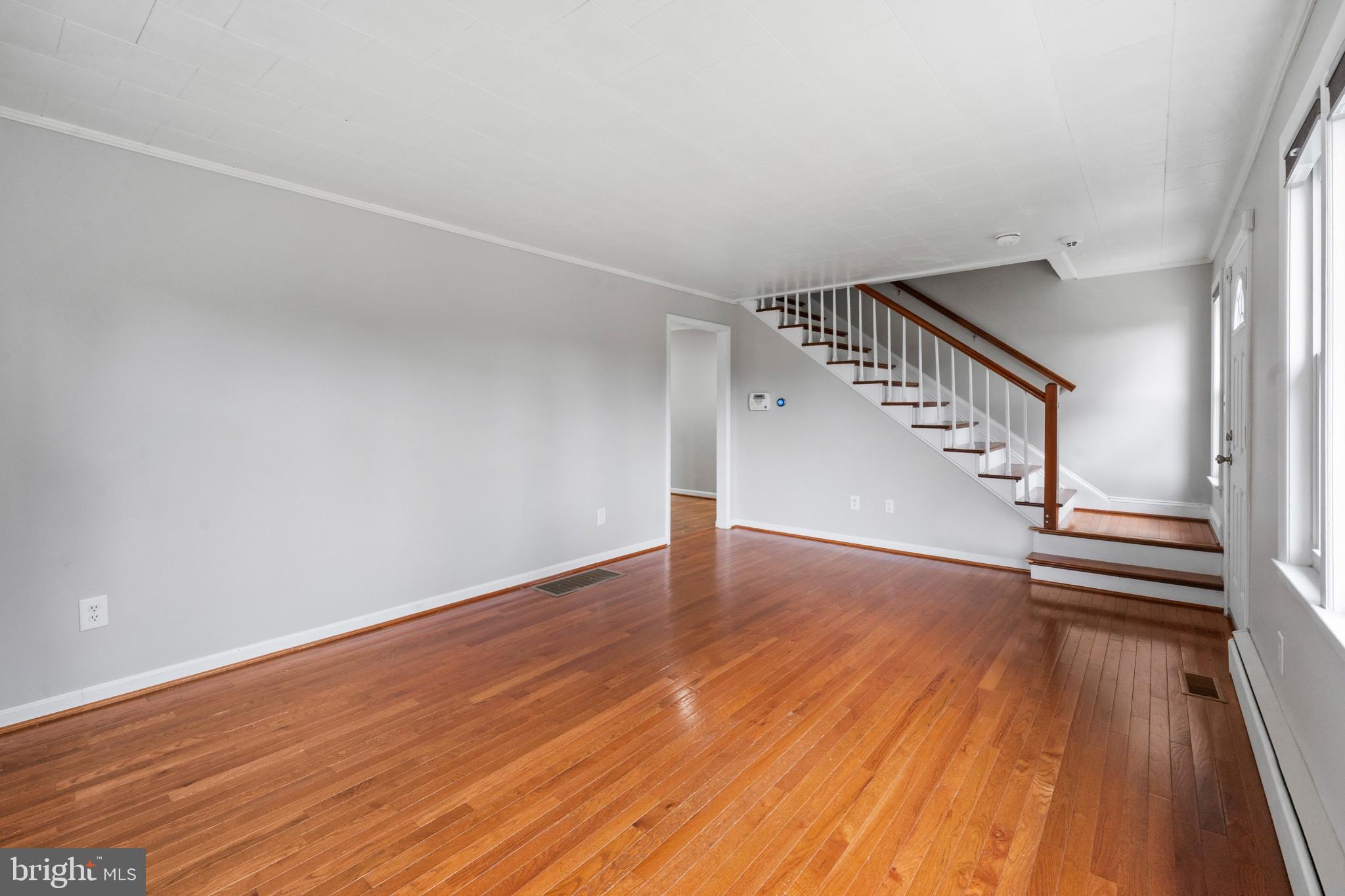 1608 SEVERN ROAD