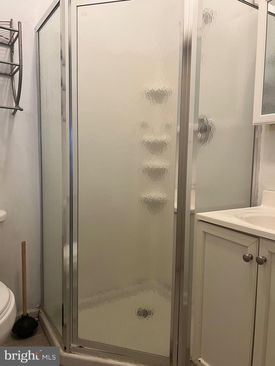 PHILADELPHIA (NORTH) - Residential Lease