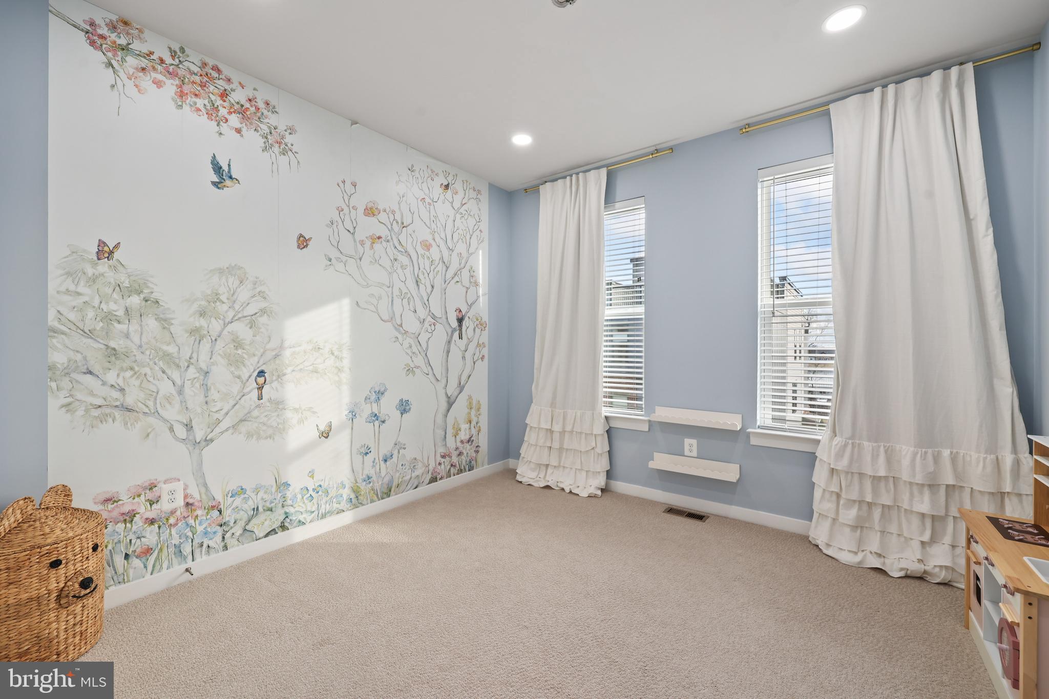 ASHBROOK - Residential