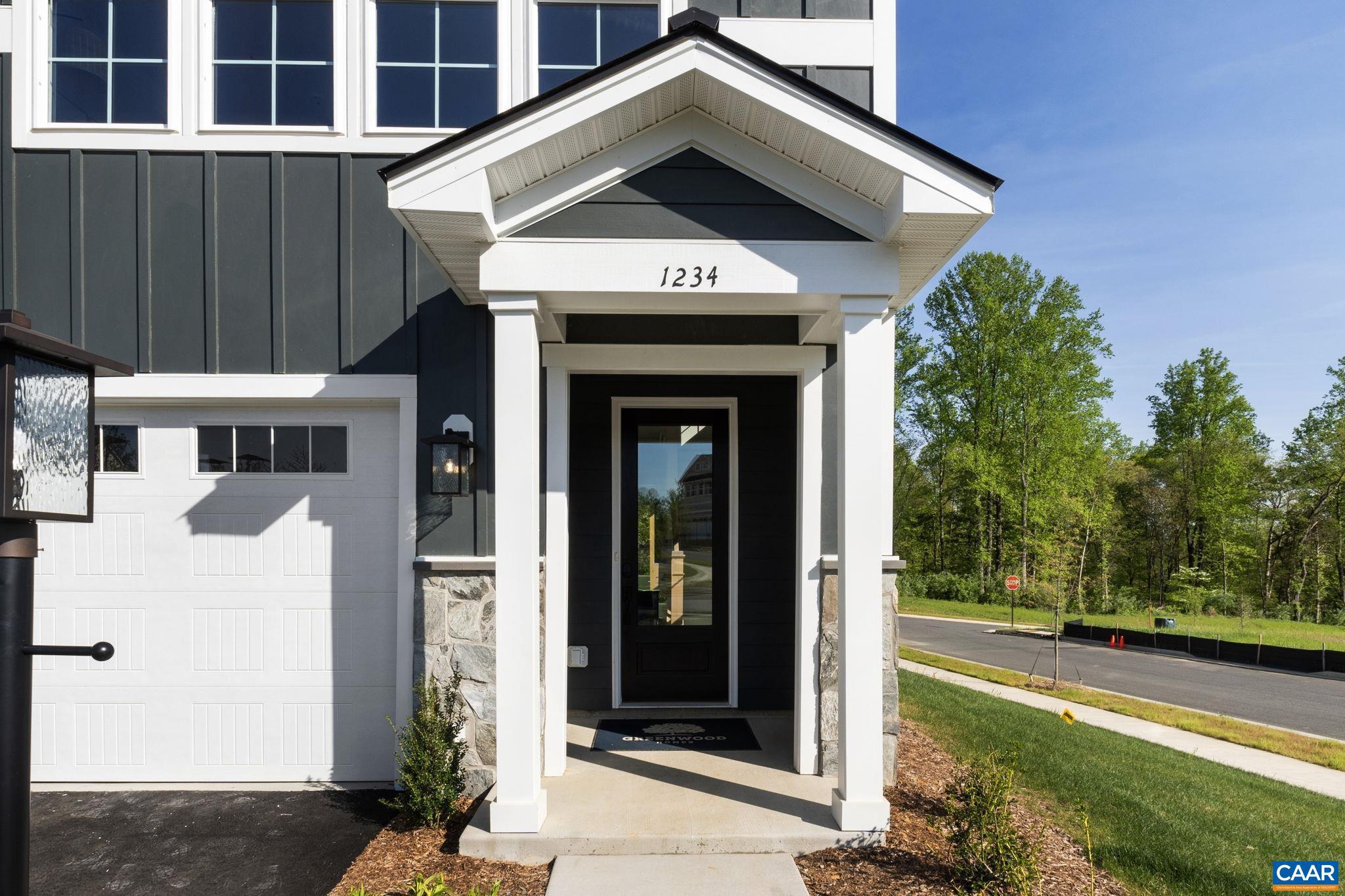 44 FARROW CIR