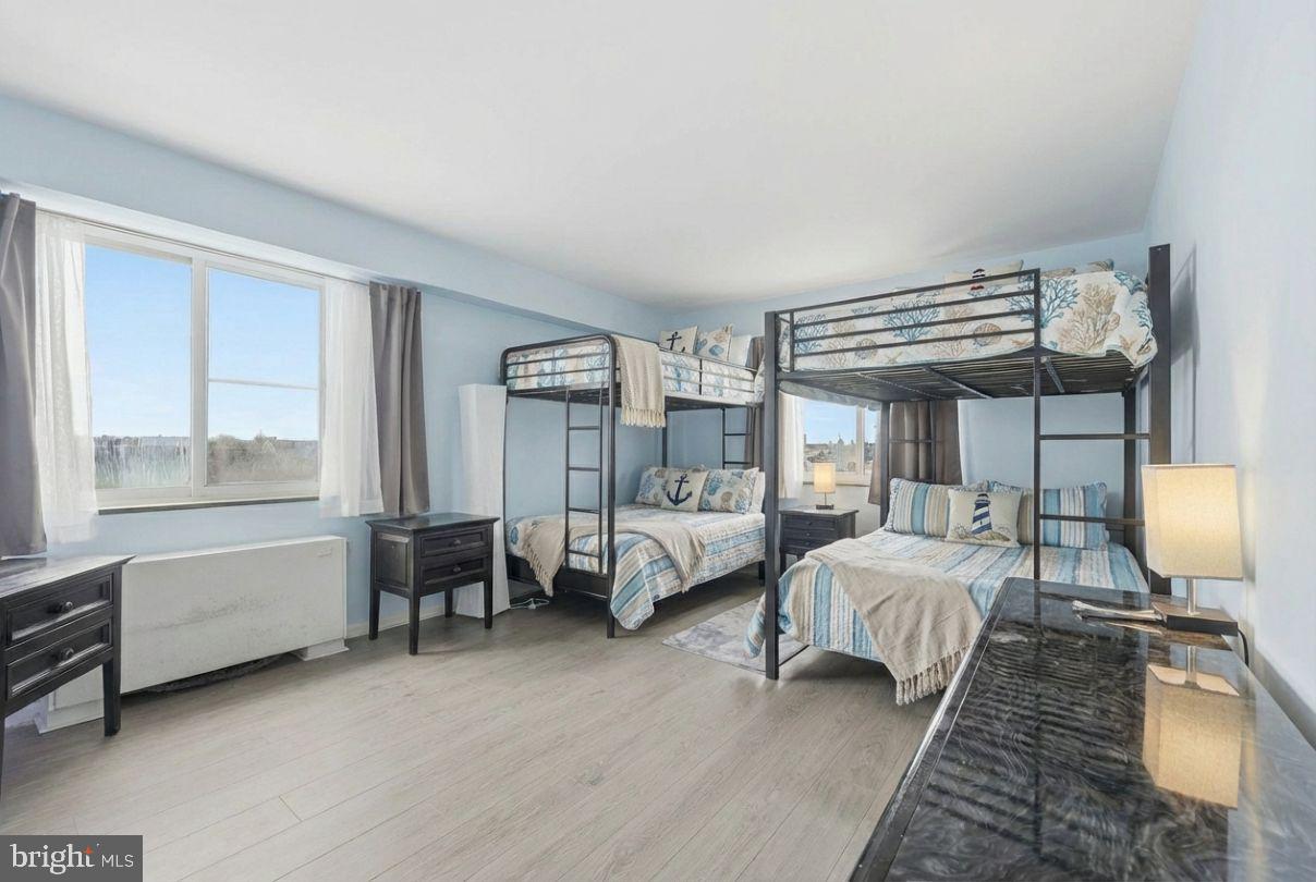 6101 MONMOUTH AVENUE 401