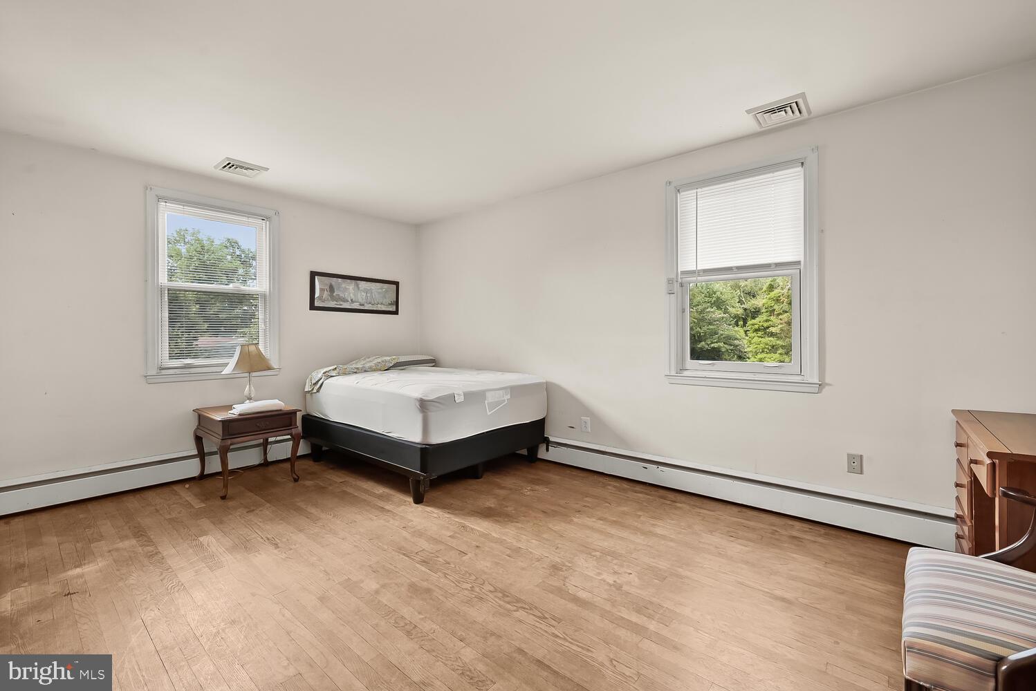 WINDSOR MILL - Residential