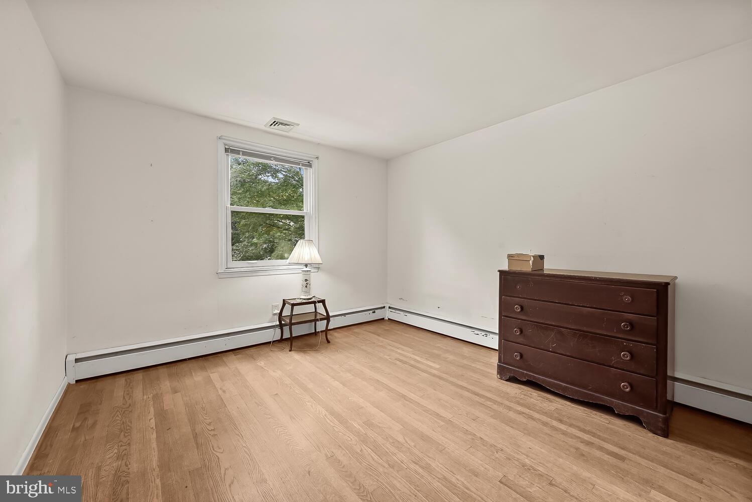 WINDSOR MILL - Residential