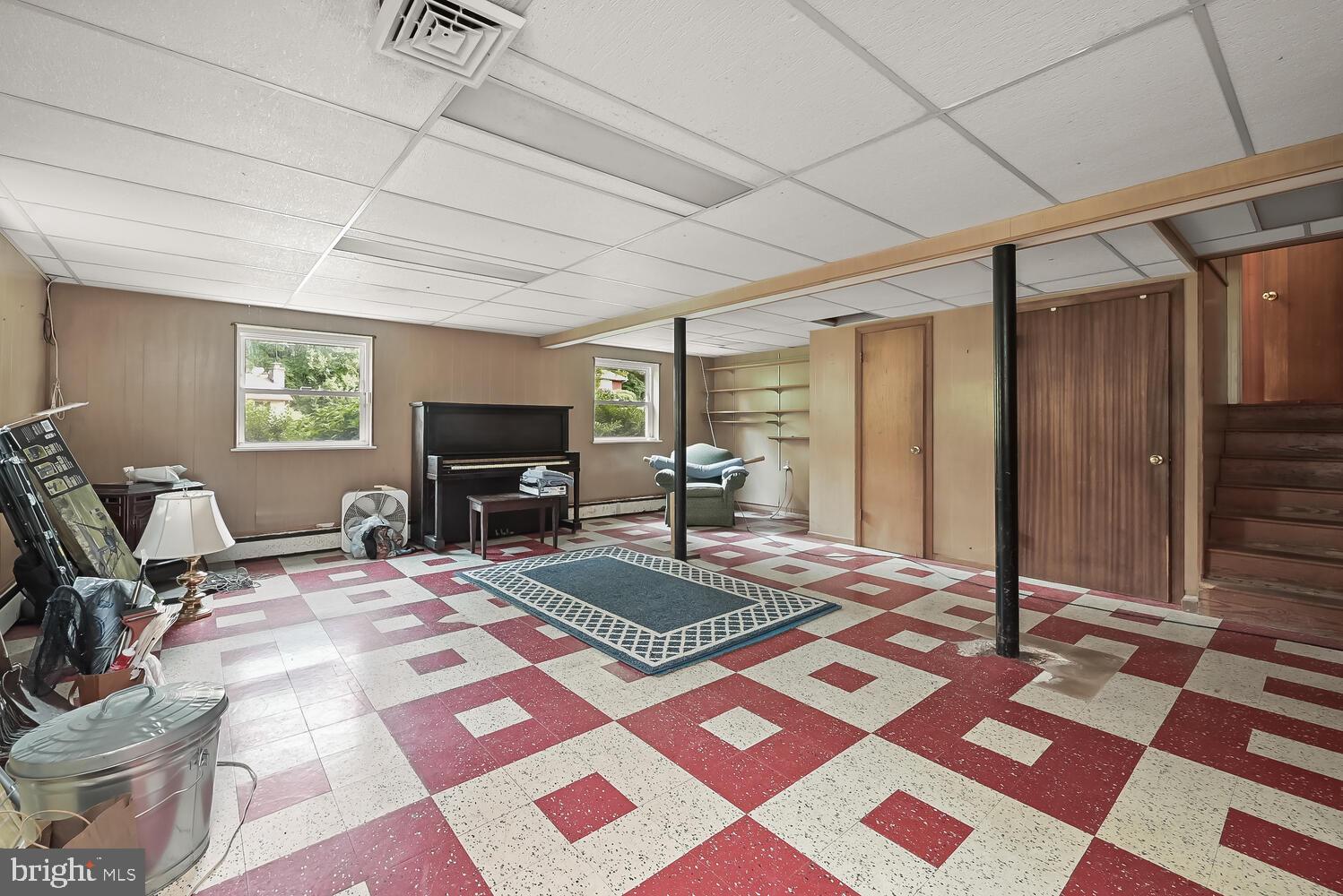 WINDSOR MILL - Residential