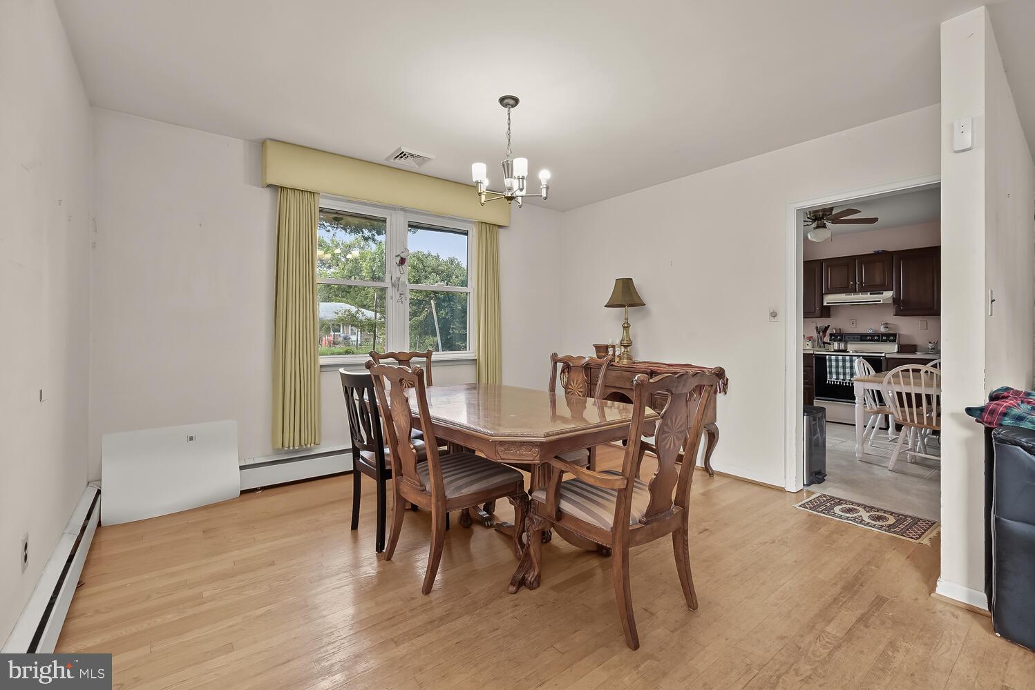 WINDSOR MILL - Residential