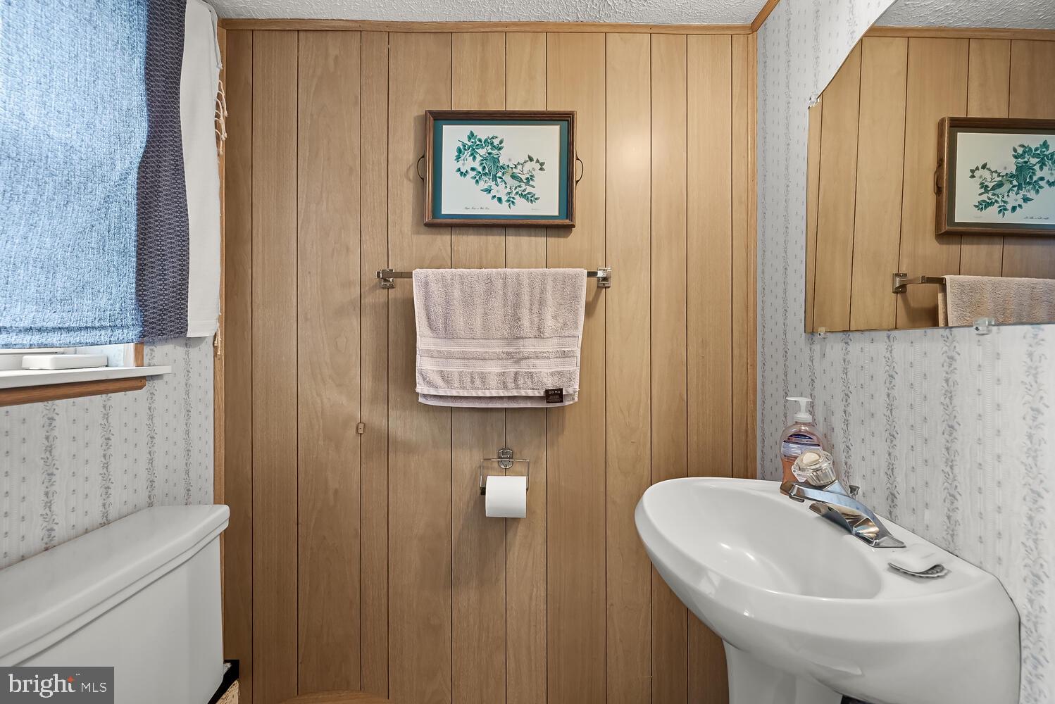 WINDSOR MILL - Residential