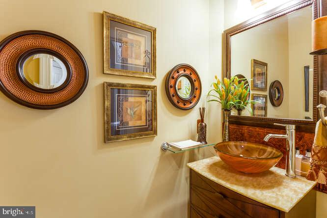 HIGHLAND FARM - Residential