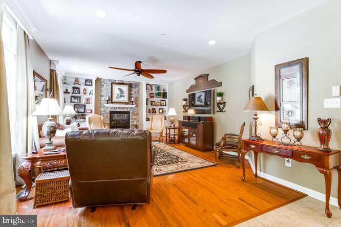 HIGHLAND FARM - Residential