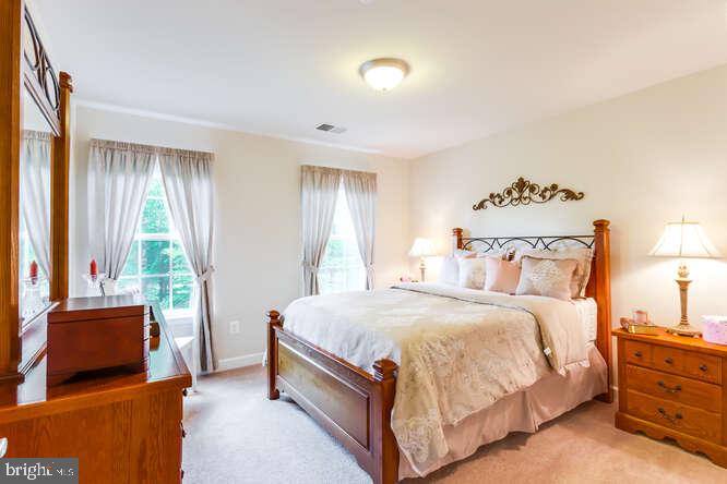 HIGHLAND FARM - Residential