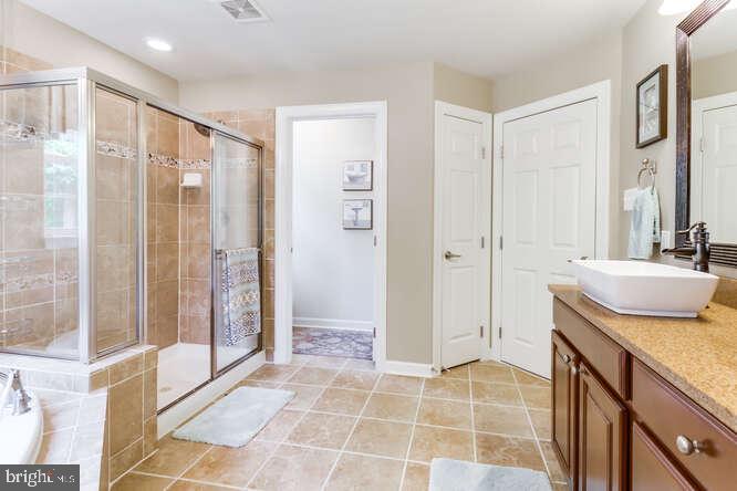 HIGHLAND FARM - Residential