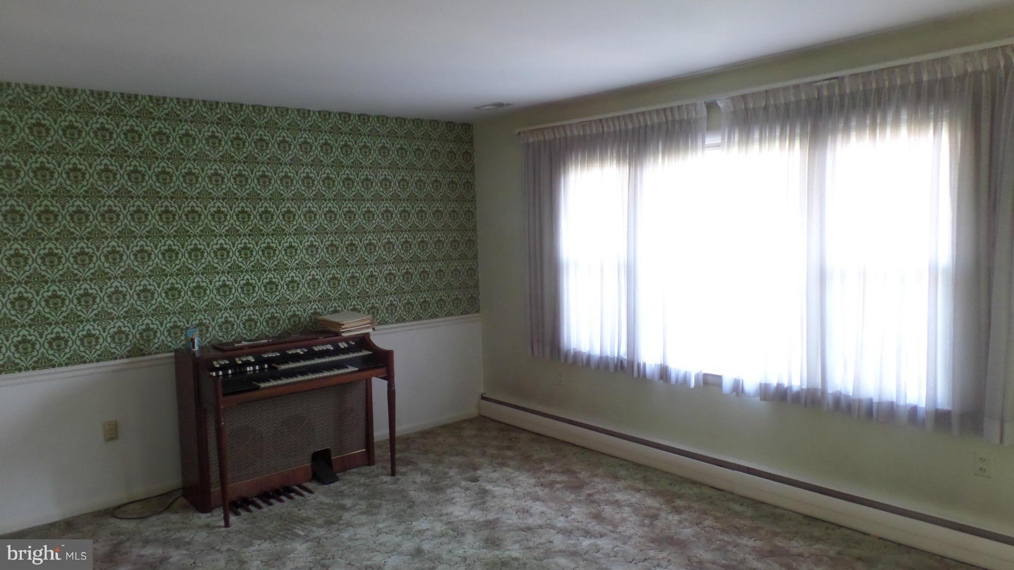 HIGH POINT - Residential