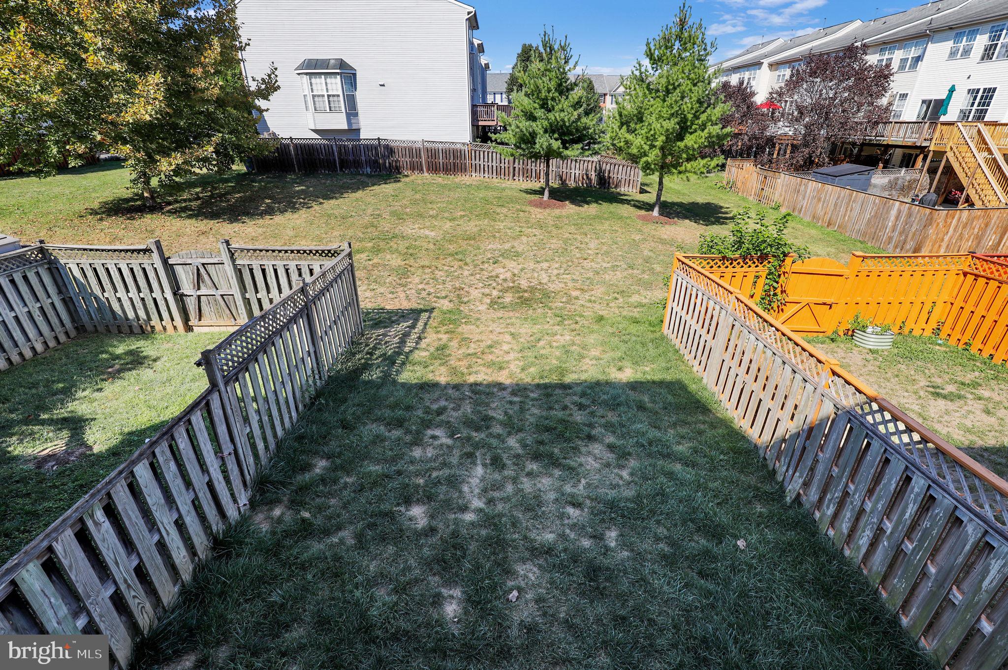 NORTH CROSSING - Residential