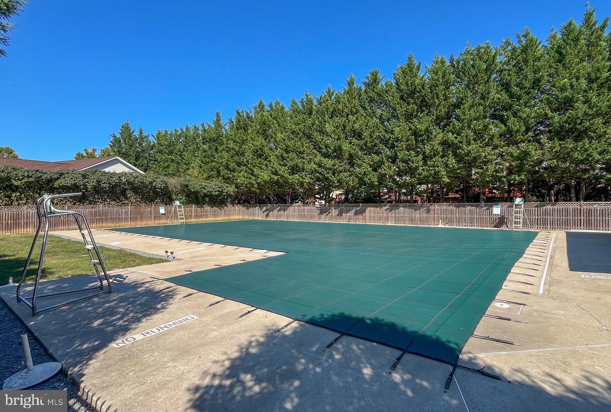 NORTH CROSSING - Residential