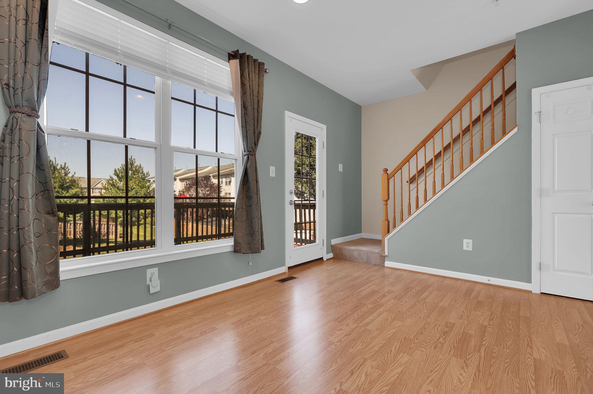 NORTH CROSSING - Residential