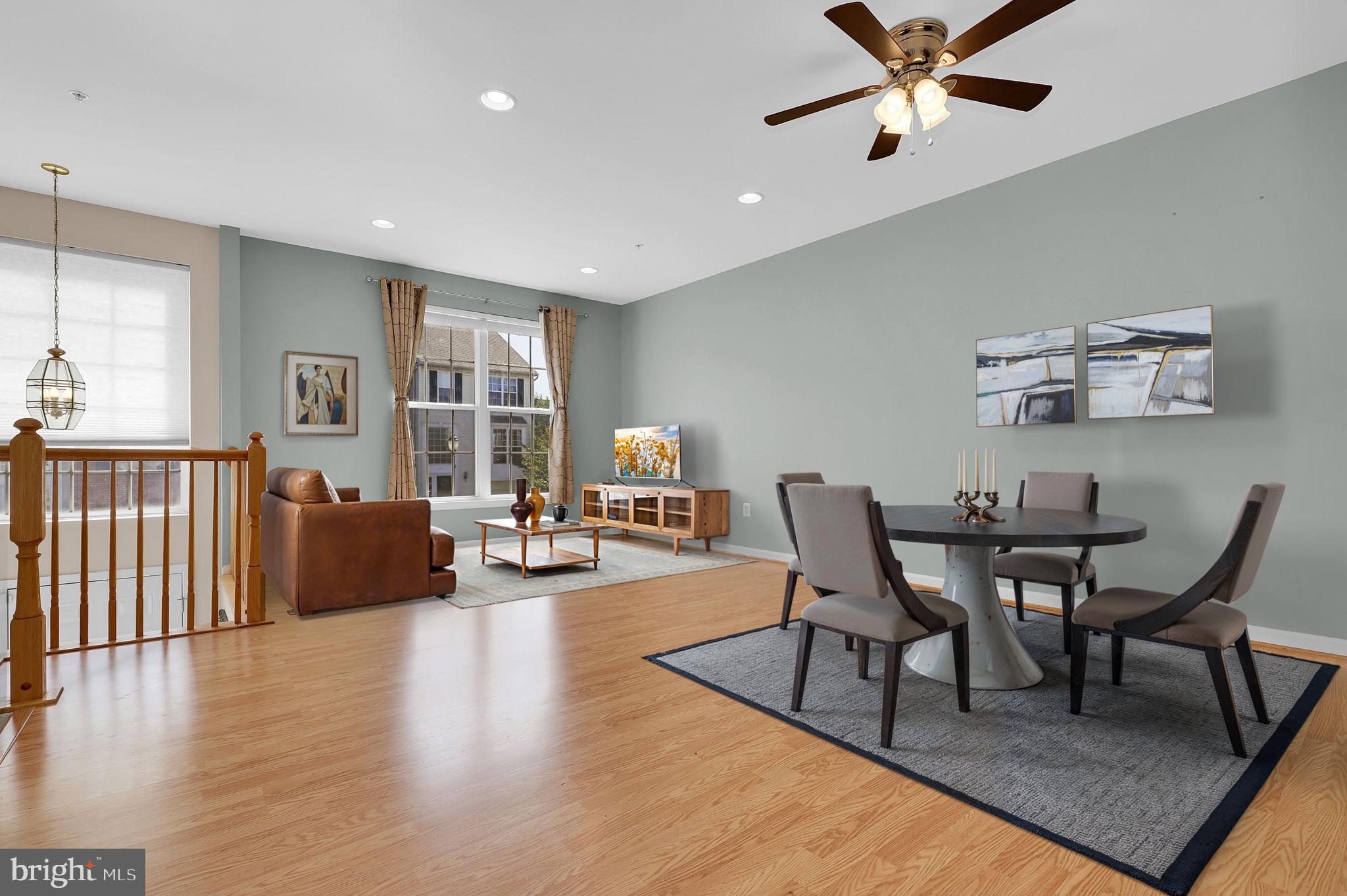 NORTH CROSSING - Residential