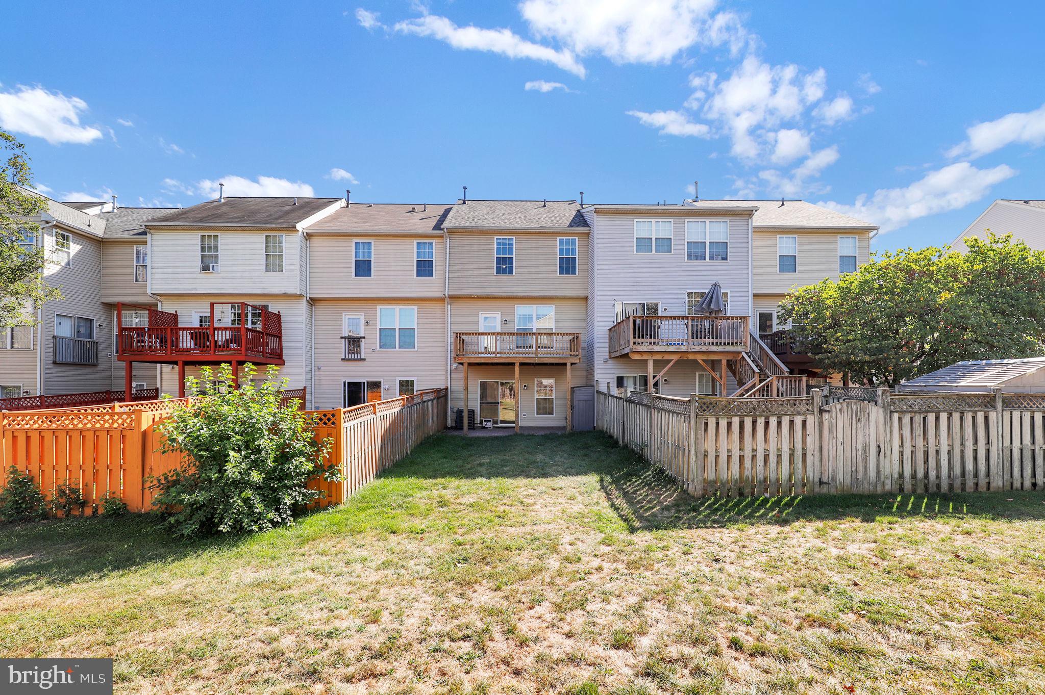 NORTH CROSSING - Residential