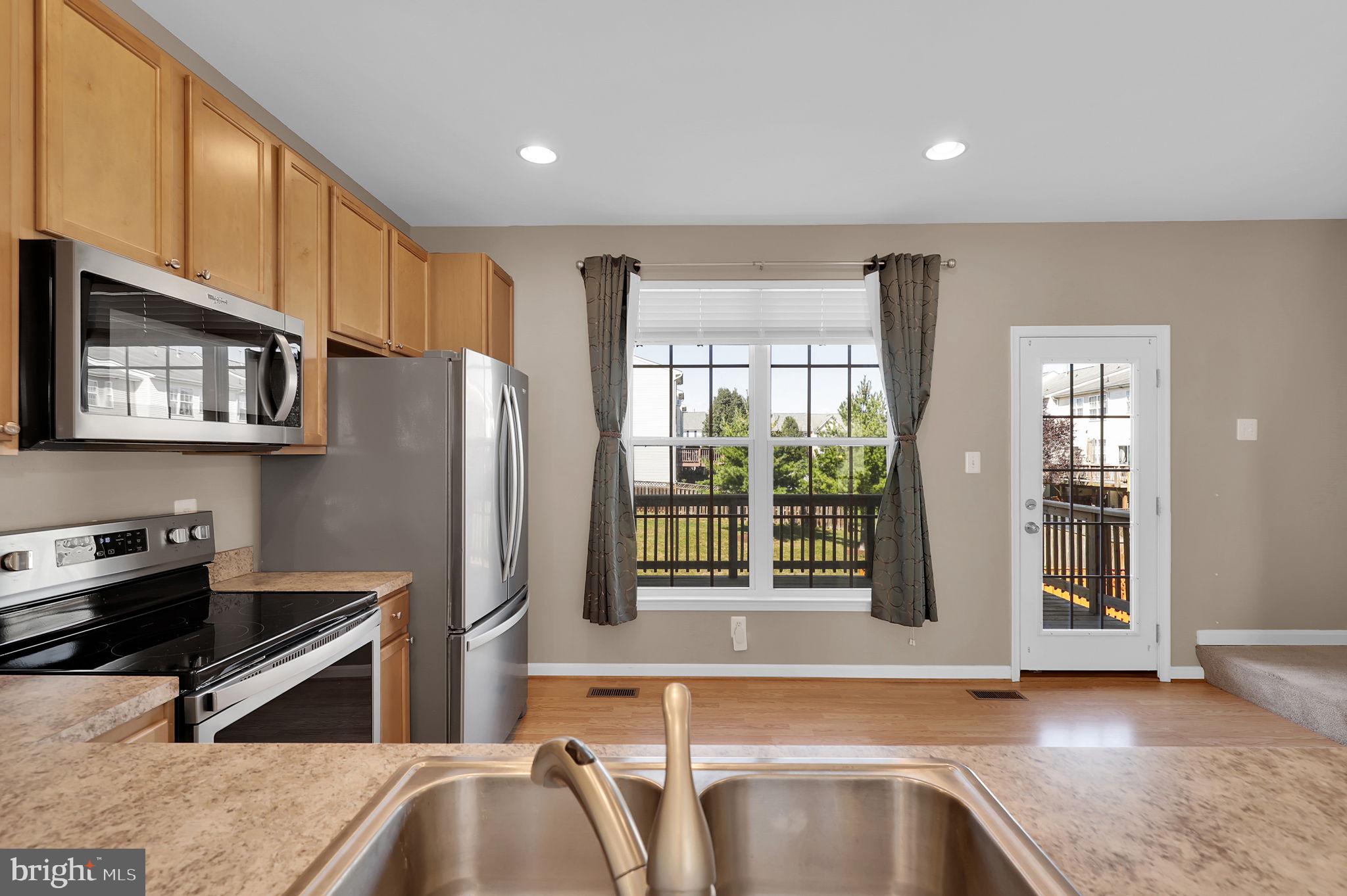 NORTH CROSSING - Residential