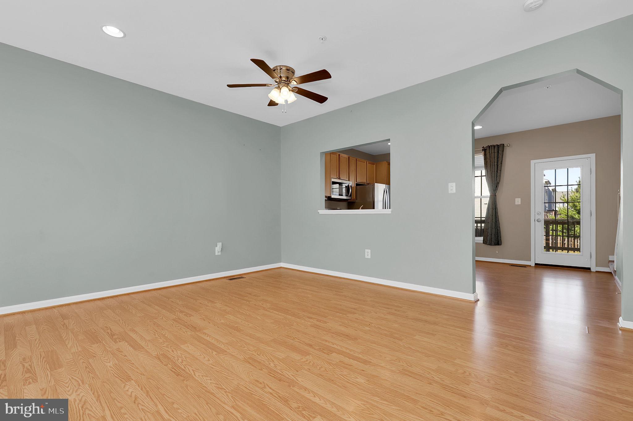 NORTH CROSSING - Residential