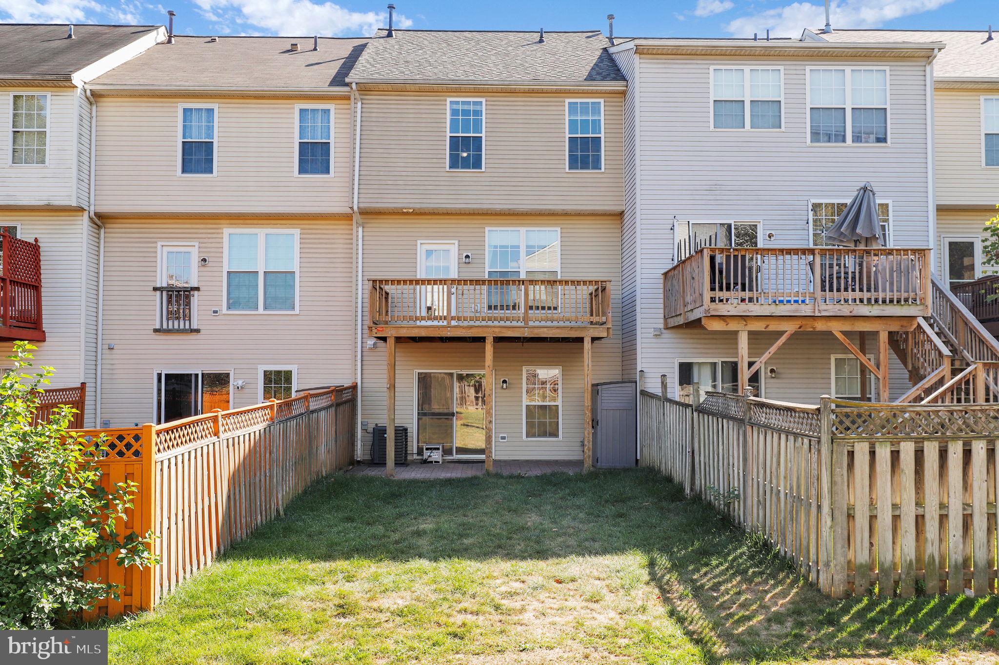 NORTH CROSSING - Residential