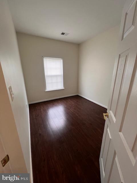 COUNTY GREEN - Residential Lease