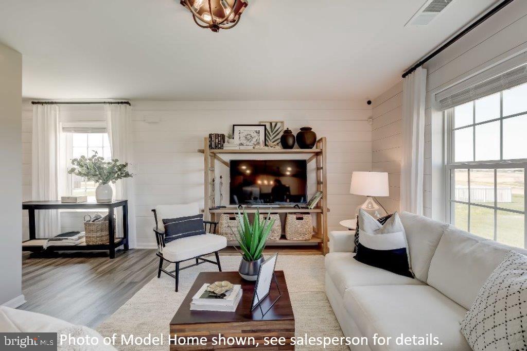 RED HILL - Residential