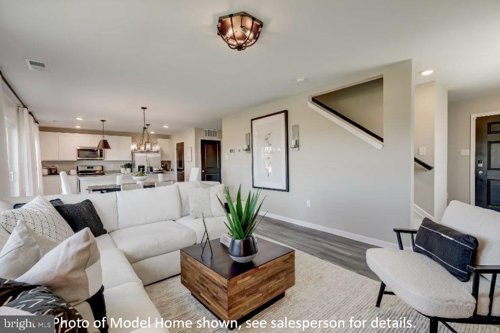 RED HILL - Residential