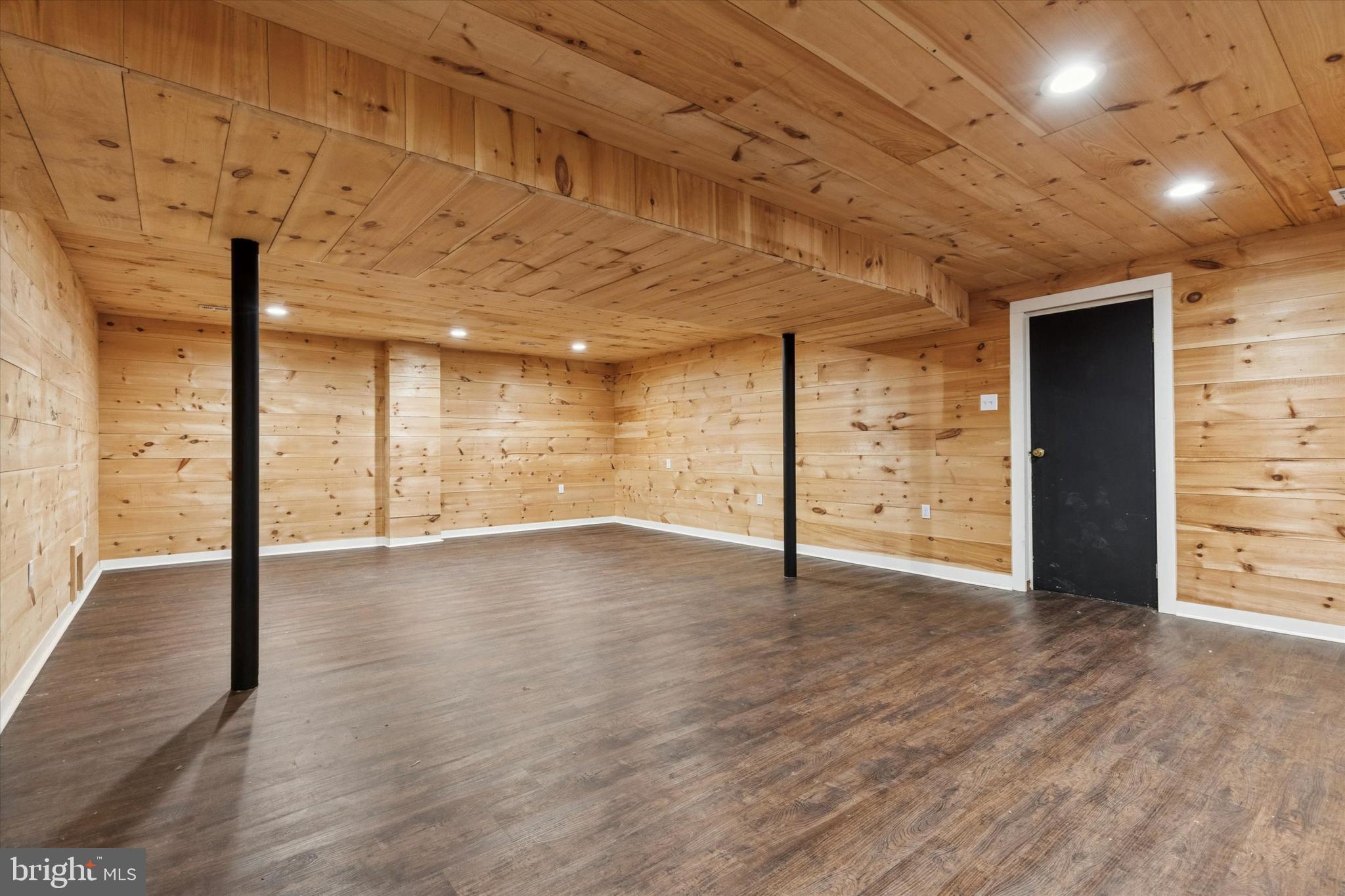 WESTVIEW ACRES - Residential