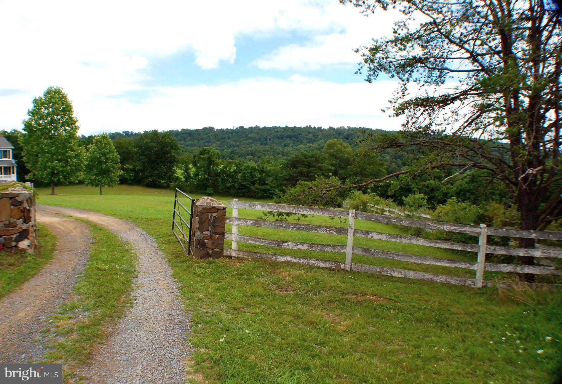 COUNTRY LIFE ACRES - Residential
