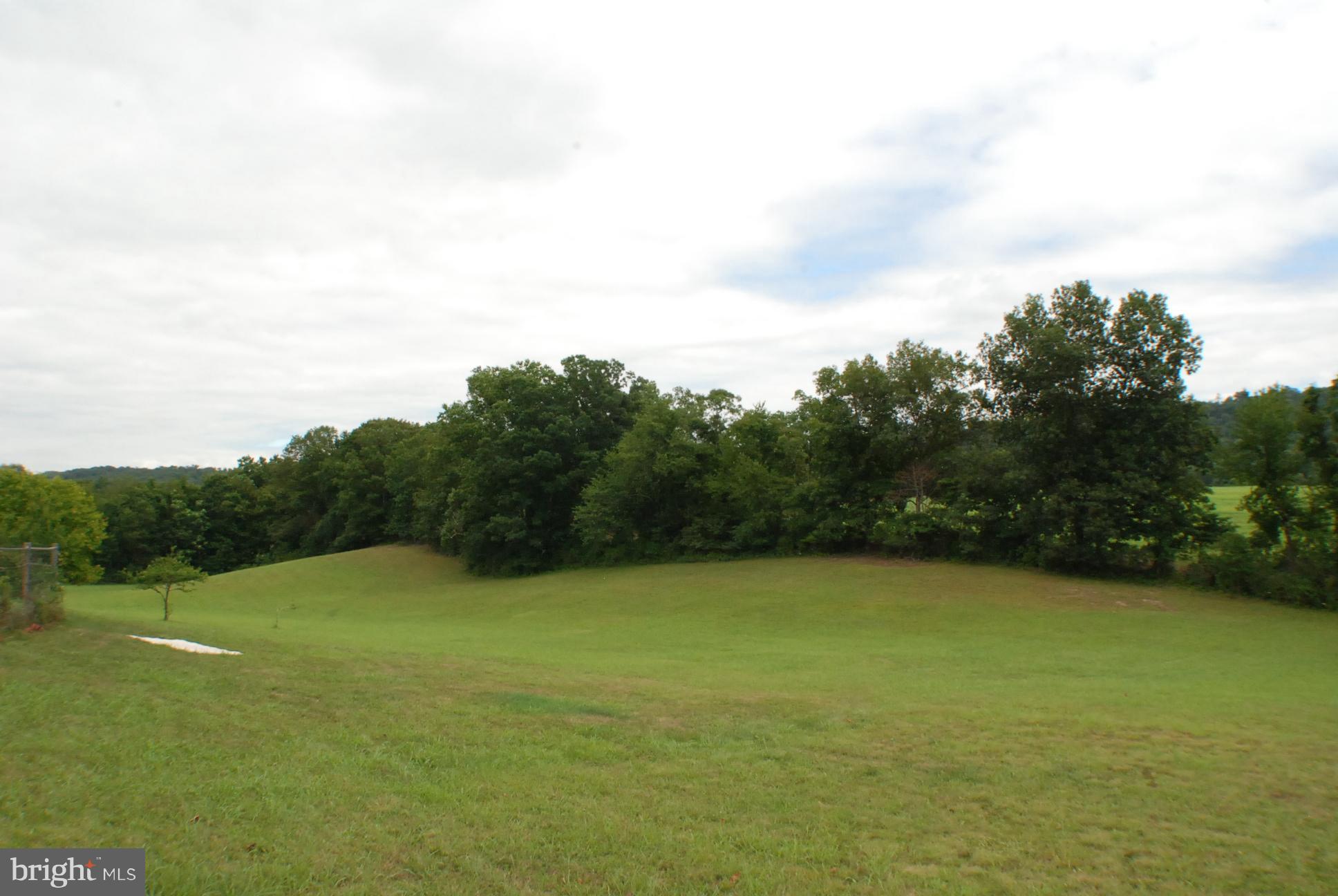 COUNTRY LIFE ACRES - Residential